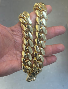 Chain and bracelet set Gold bonded High quality