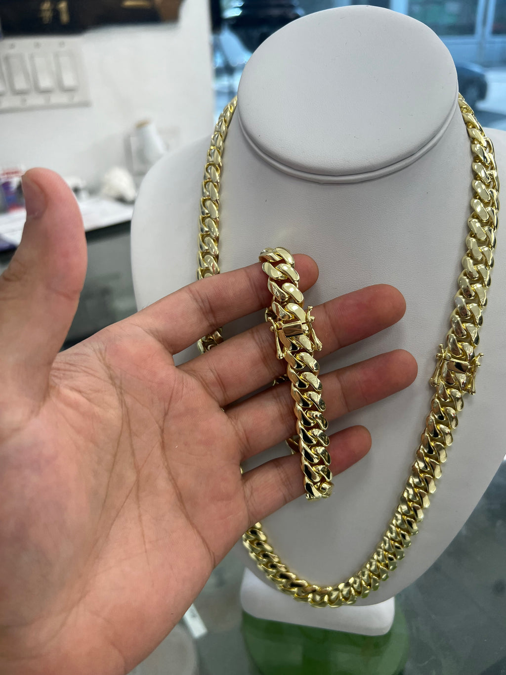 Chain and bracelet set