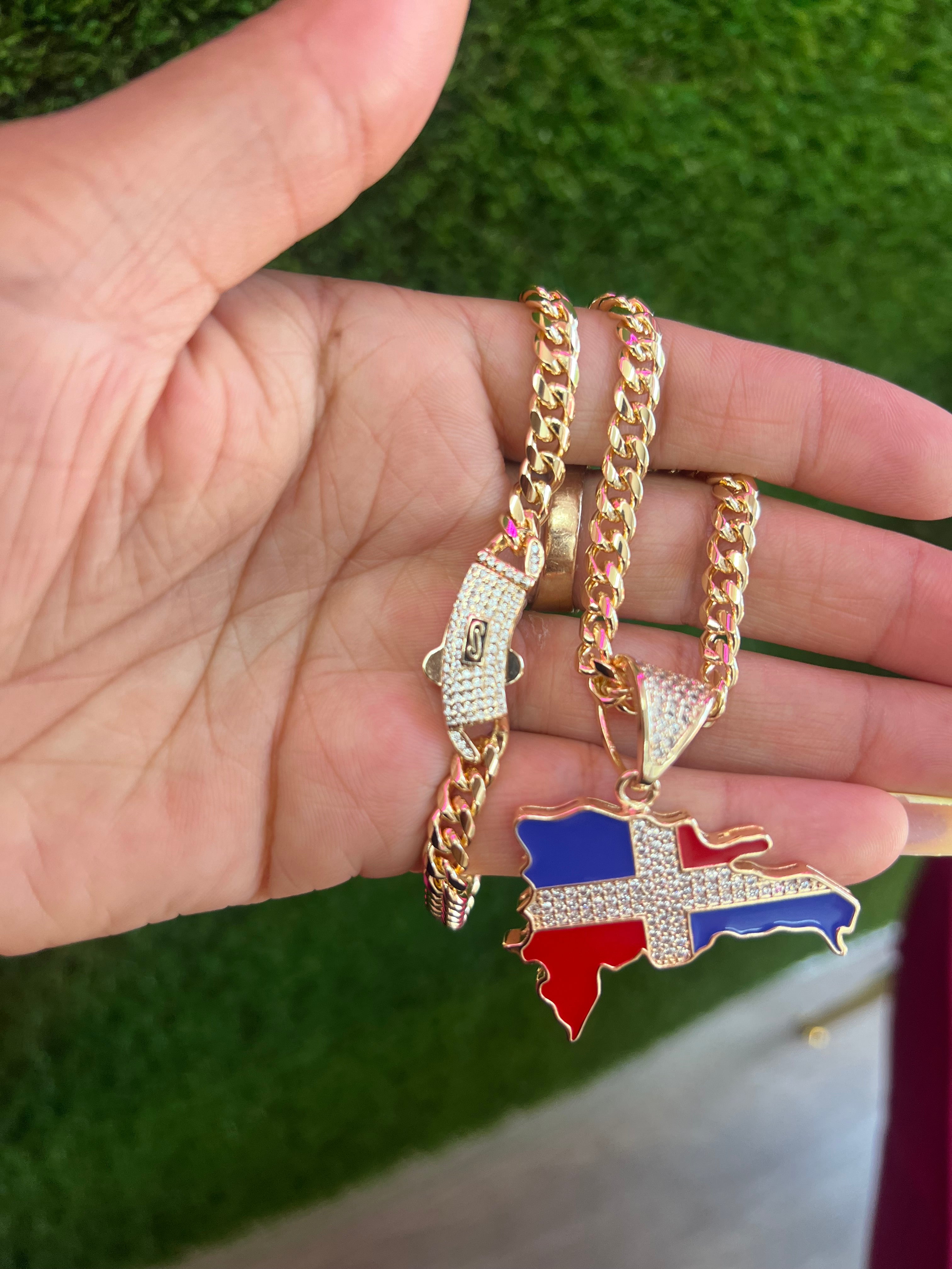 Pendant with Necklace