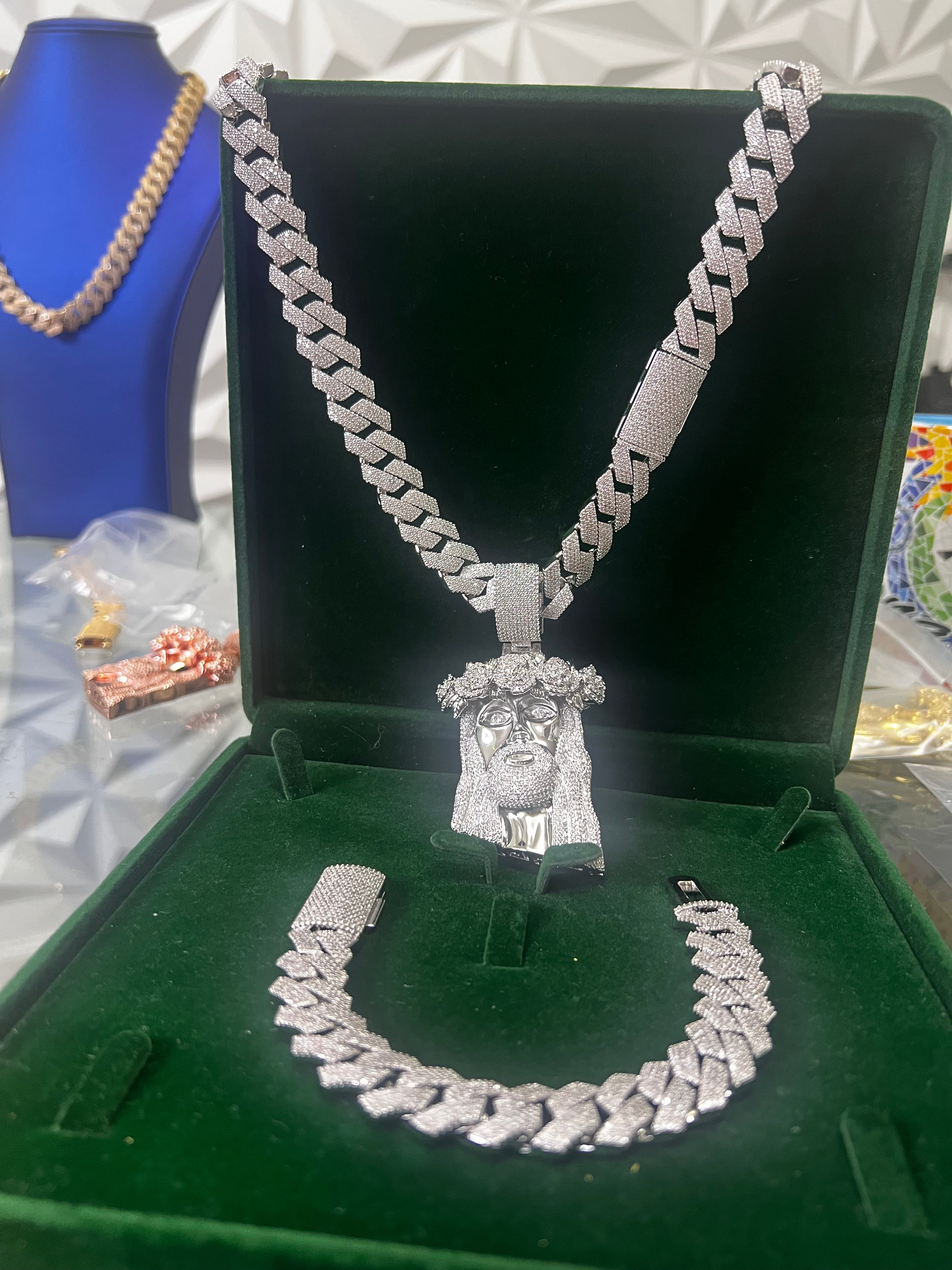 14k white gold bonded chain bracelet and pendant set