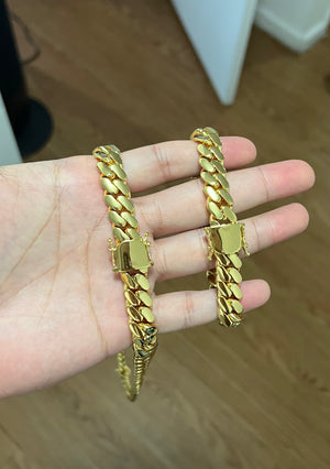 Chain and bracelet set / Cadena y manilla Gold bonded