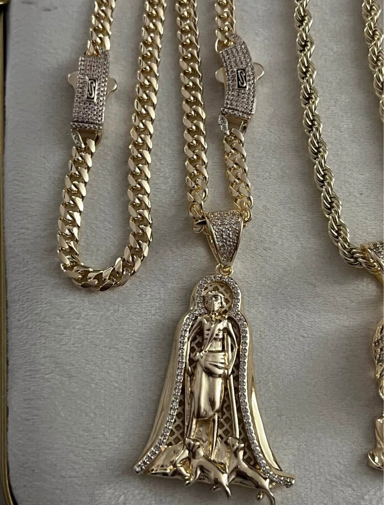 14k chain bracelet and pendant set gold bonded