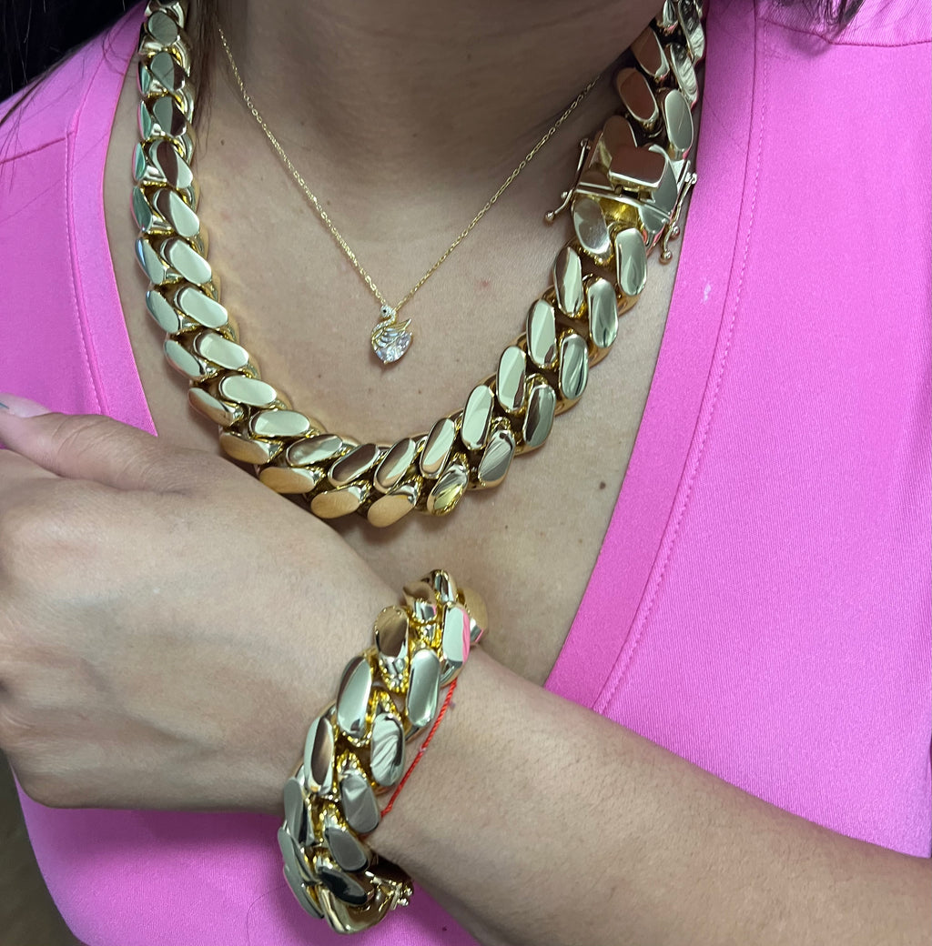 chain and bracelet set gold bonded hogh quality