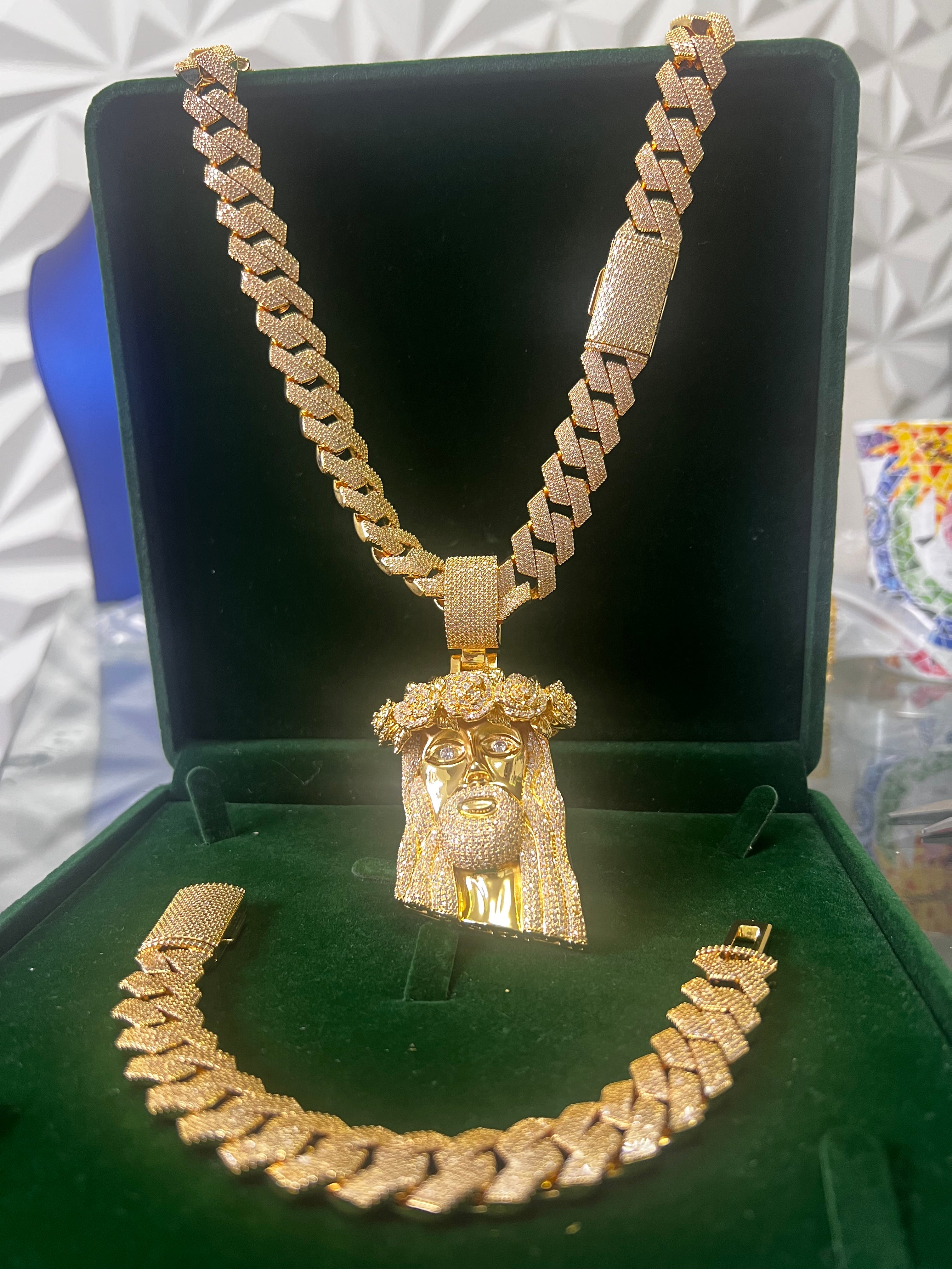 14k gold bonded chain bracelet and pendant set