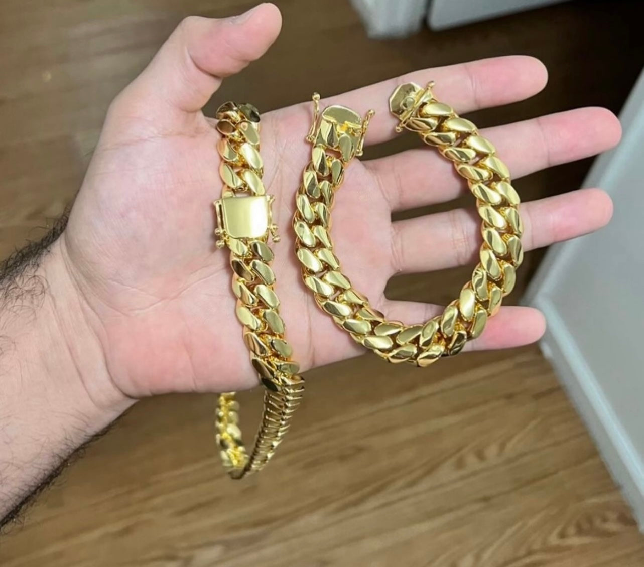 Chain and bracelet set