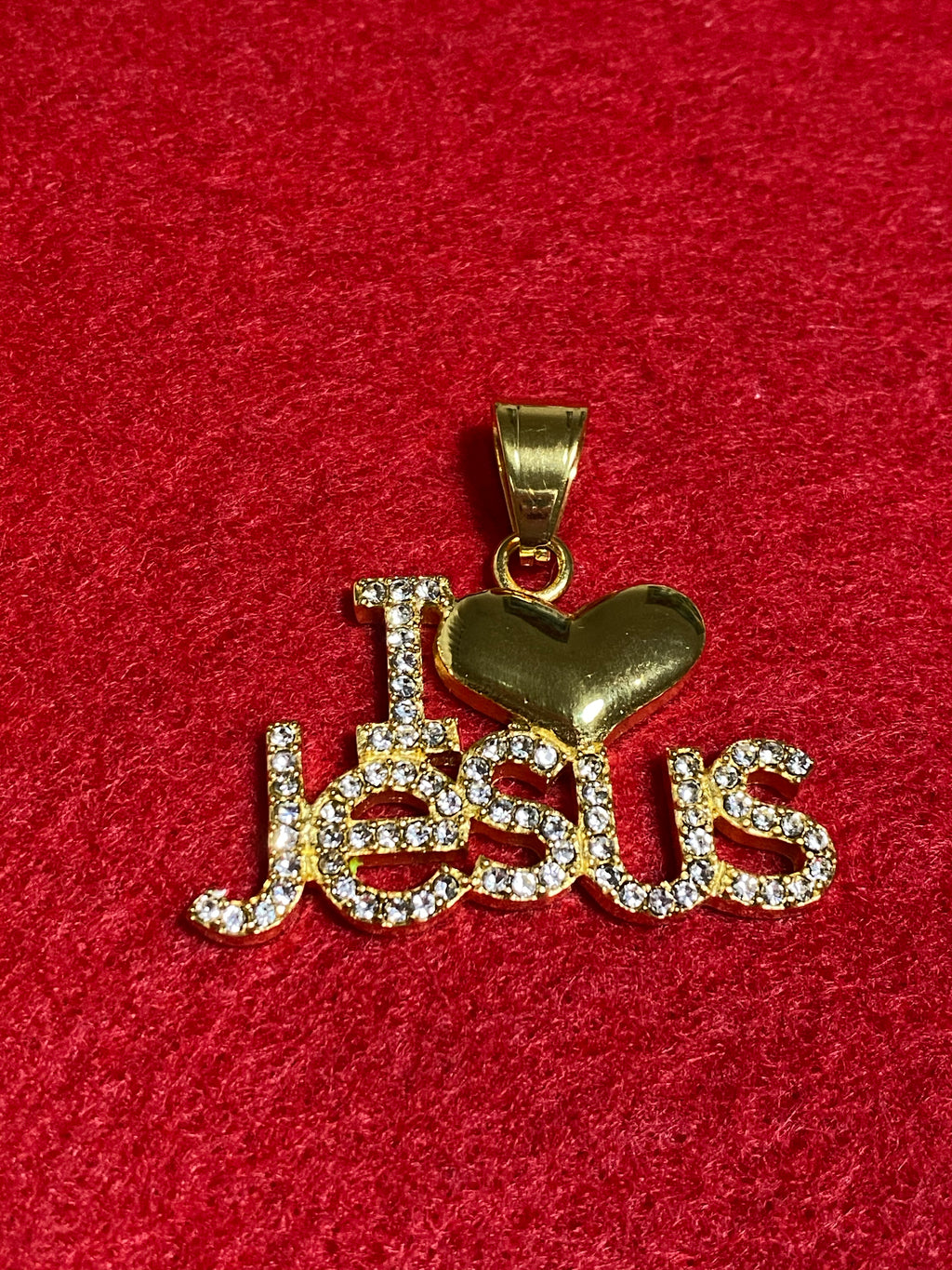 I love Jesus pendant and chain