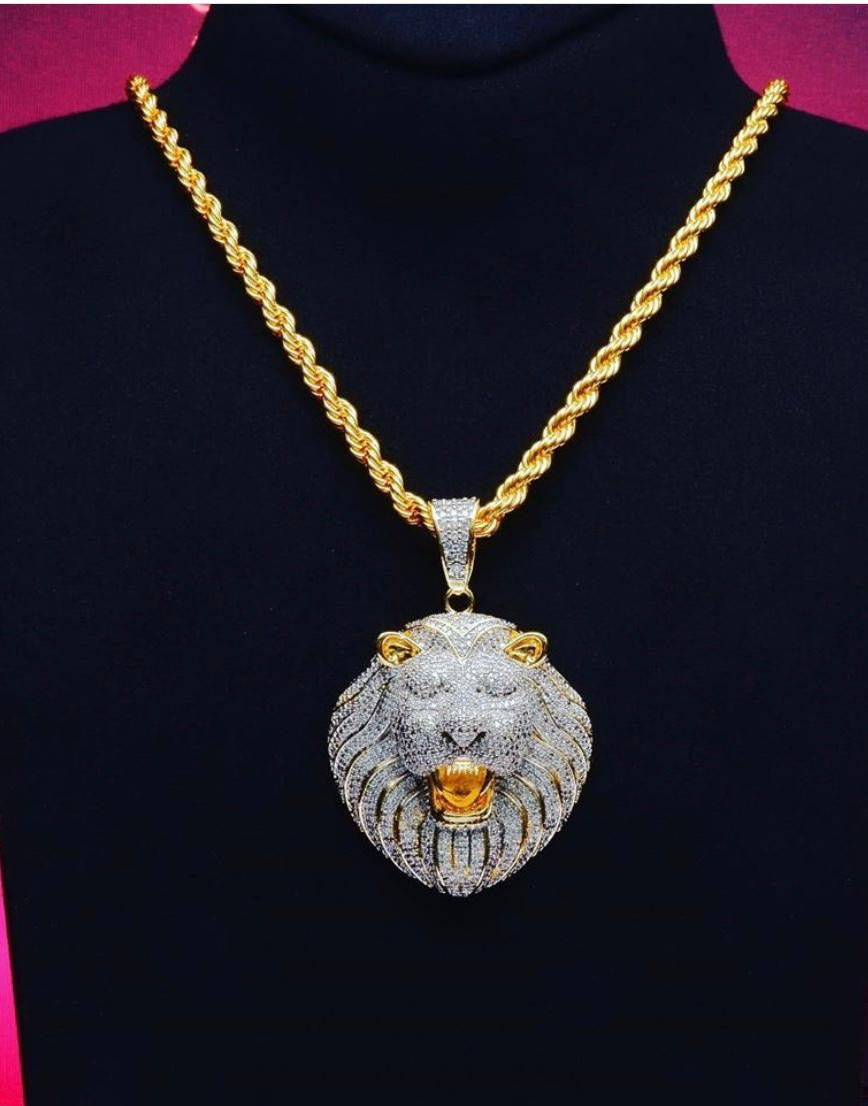 Lion pendant and chain