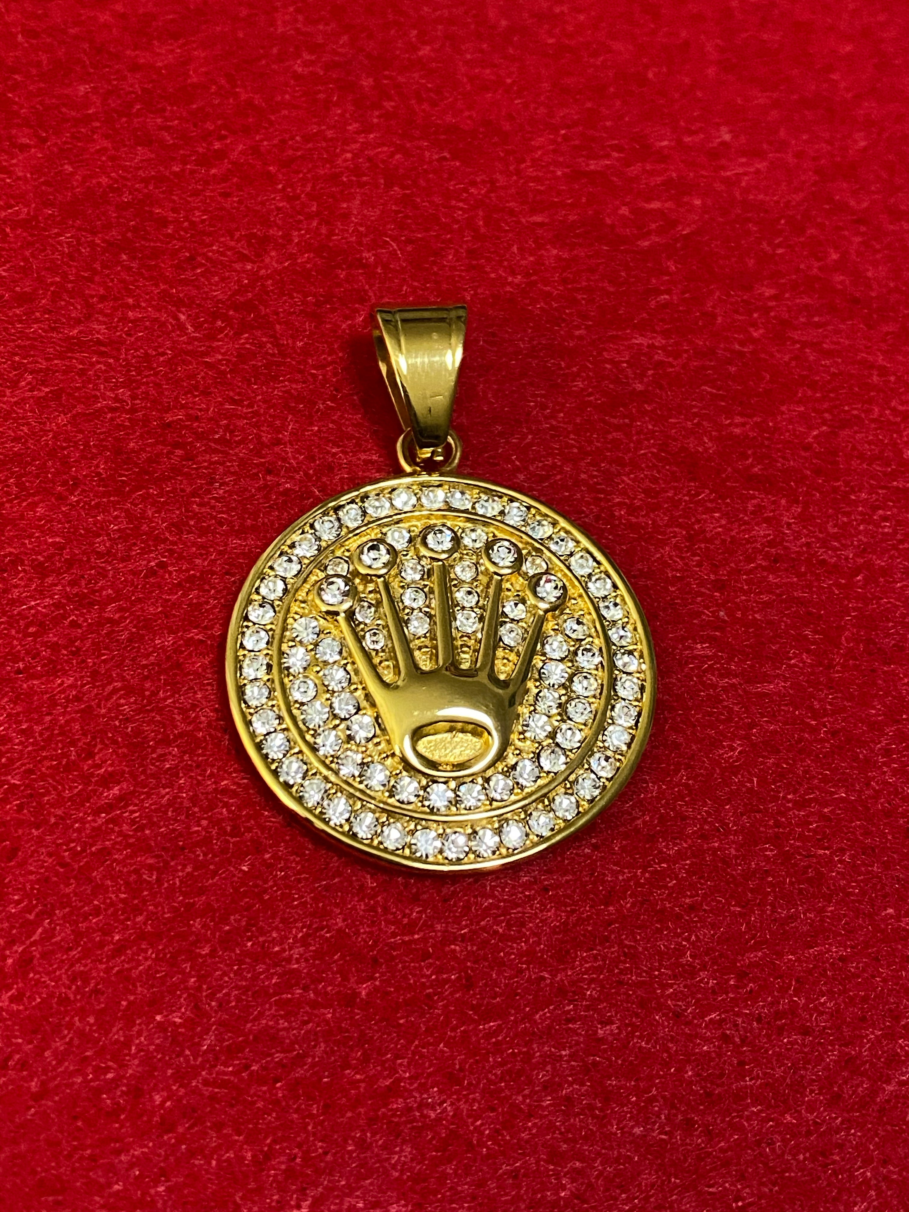 Crown pendant and chain